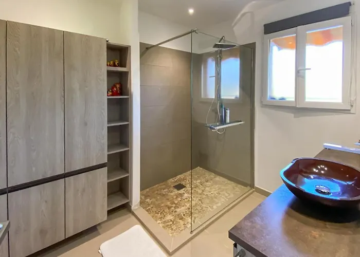 Cosy Cocoon With Balcony Close To The Sea Апартаменты *